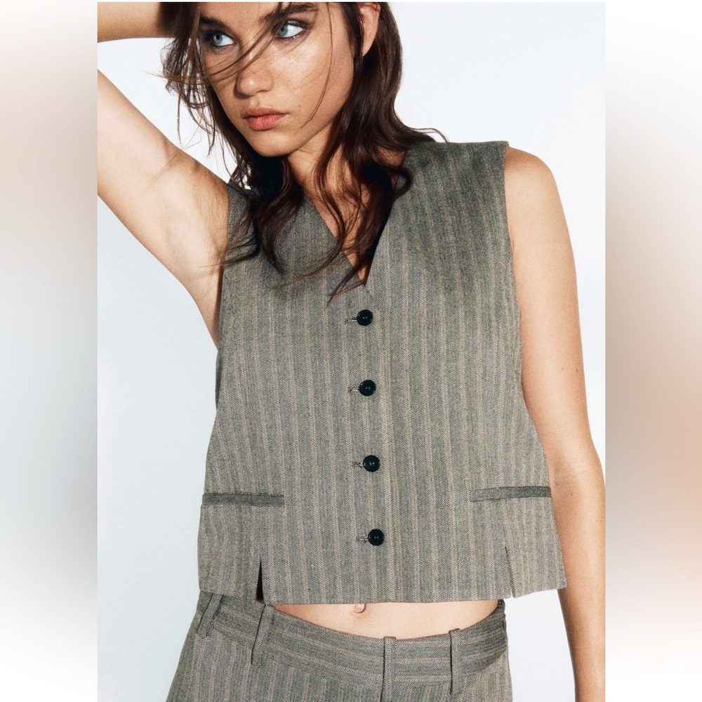 Zara NWT Herringbone Vest size XL